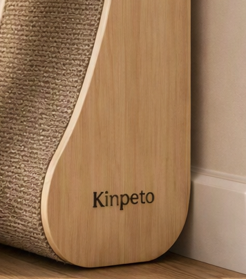 Wooden cat scratcher with natural sisal texture and Kinpeto logo on light wood frame.